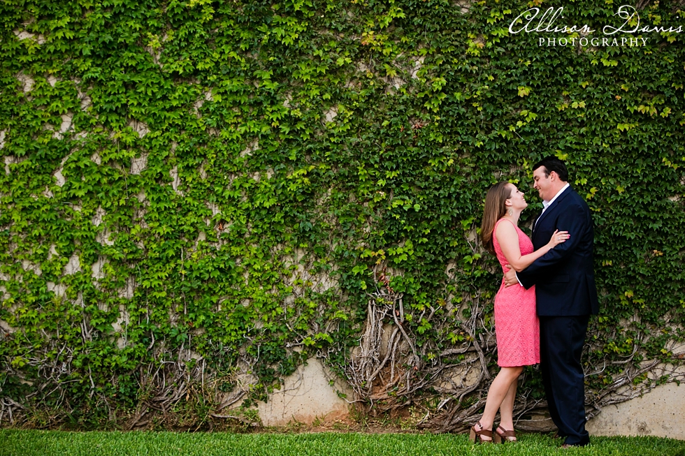 Dani_Chris_TCU_Engagement_Portraits_Fort_Worth_Allison_Davis_Photography_019
