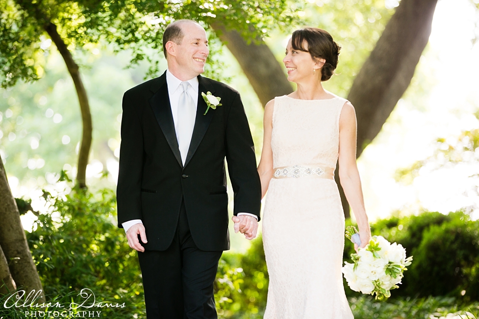 Diane_Ken_Wedding_Dallas_Texas_Discovery_Gardens_Allison_Davis_Photography_001