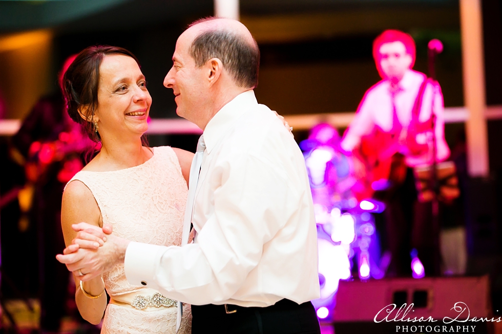 Diane_Ken_Wedding_Dallas_Texas_Discovery_Gardens_Allison_Davis_Photography_028
