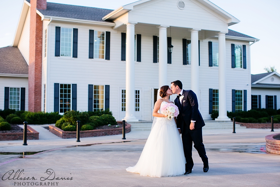 Ashley_Wes_Dallas_Wedding_TheMilestone_Krum_AllisonDavisPhotography_030