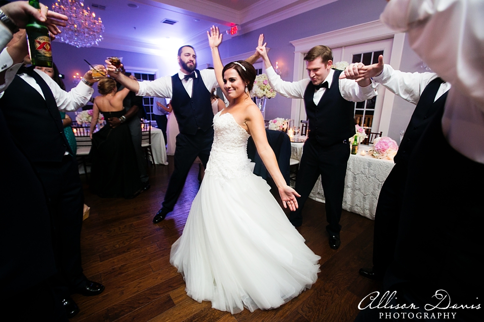 Ashley_Wes_Dallas_Wedding_TheMilestone_Krum_AllisonDavisPhotography_048