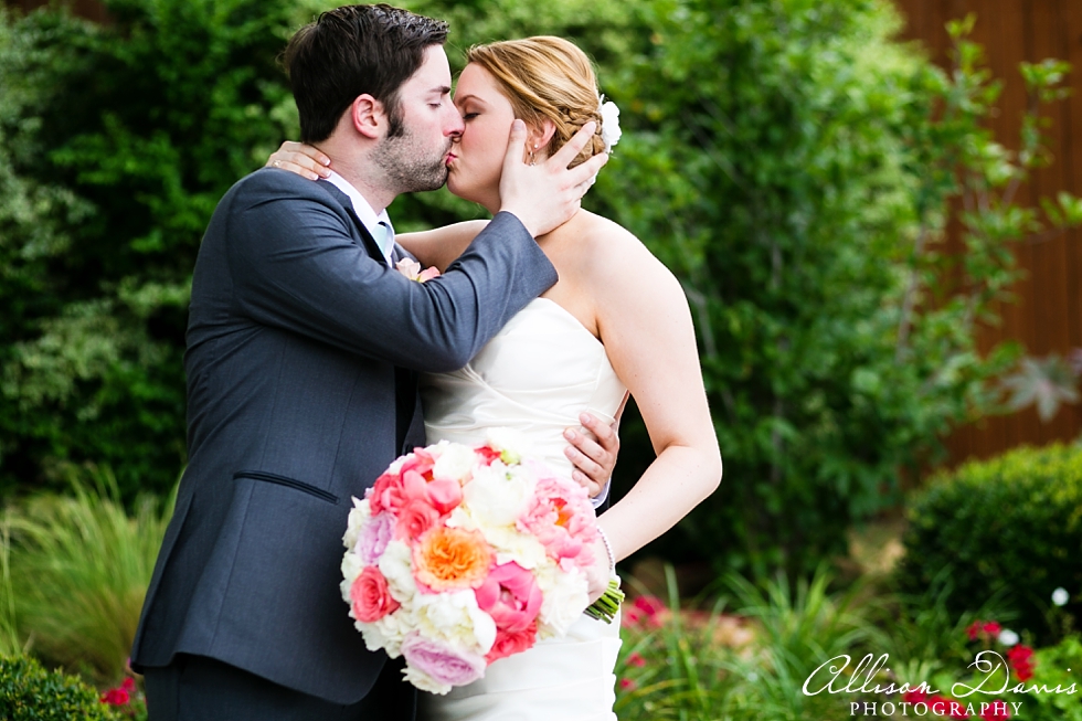 Jennifer_Jonathan_Wedding_Brookhaven_Country_Club_Dallas_AllisonDavisPhotography_015