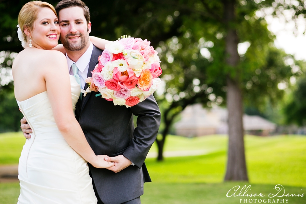 Jennifer_Jonathan_Wedding_Brookhaven_Country_Club_Dallas_AllisonDavisPhotography_019