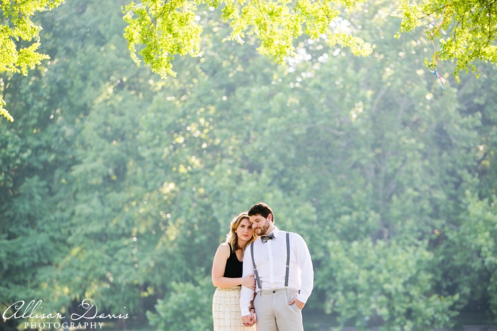 Rae_John_Engagement_Portraits_Lakeside_Park_Deep_Ellum_AllisonDavisPhotography_008