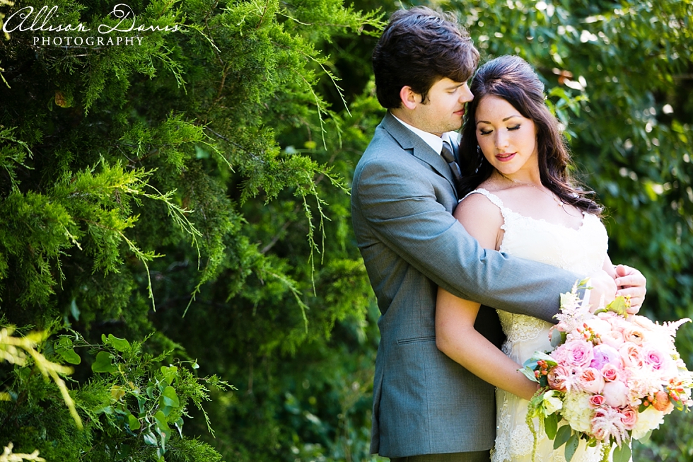 alex_michael_dallas_wedding_the_laurel_grapevine_allison_davis_photography_014