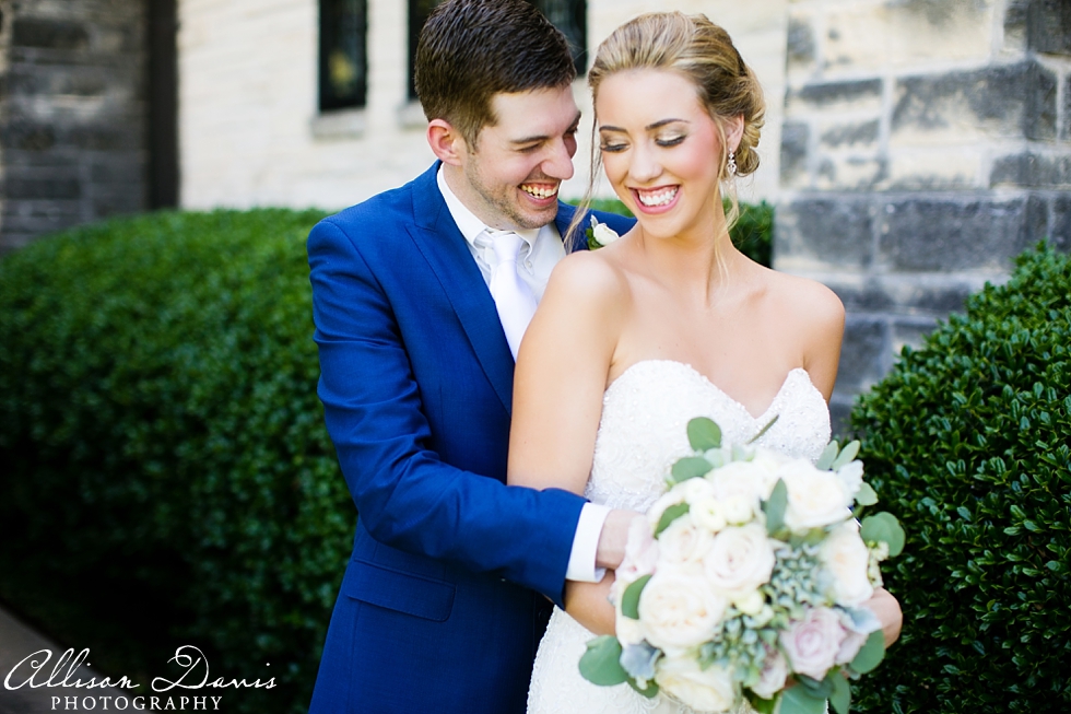 claire_jonathan_wedding_loisperkinschapel_gabrielsprings_allisondavisphotography_019