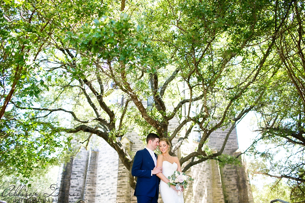 claire_jonathan_wedding_loisperkinschapel_gabrielsprings_allisondavisphotography_023