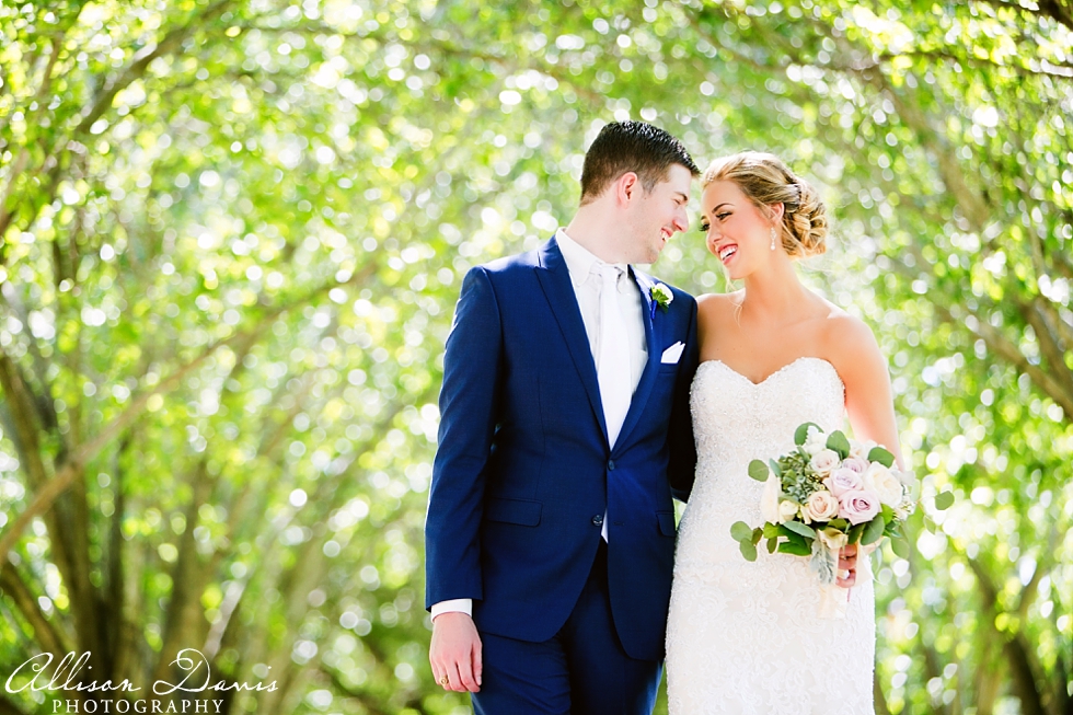 claire_jonathan_wedding_loisperkinschapel_gabrielsprings_allisondavisphotography_026