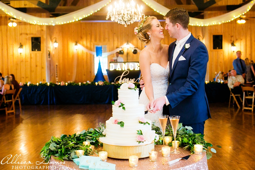 claire_jonathan_wedding_loisperkinschapel_gabrielsprings_allisondavisphotography_050