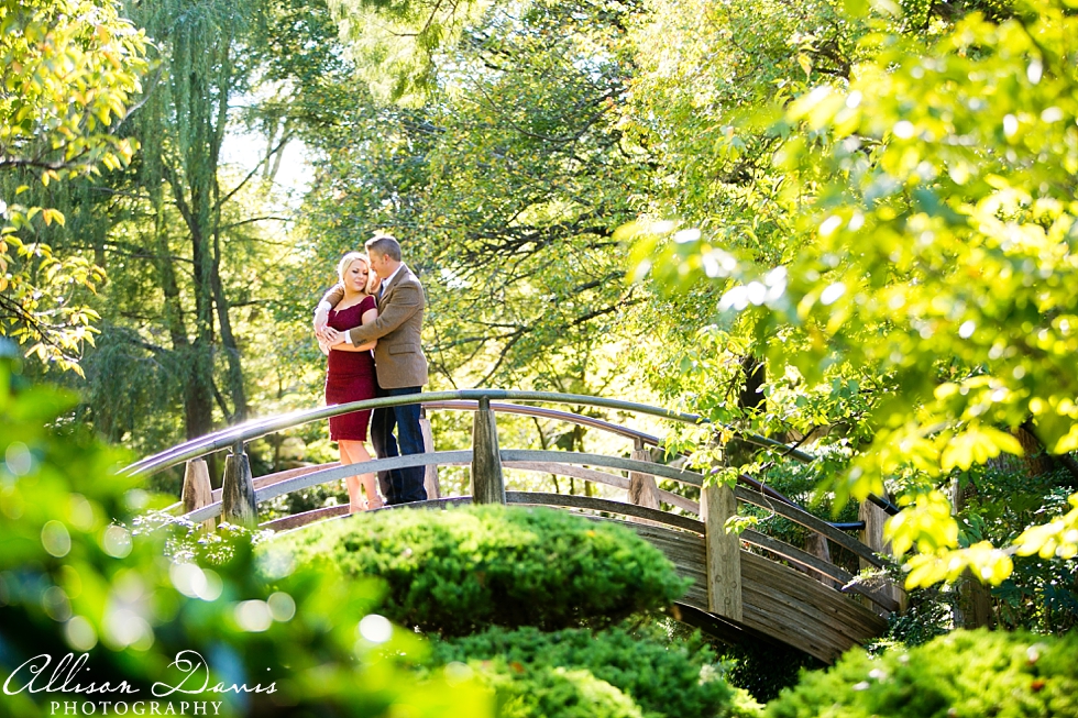 adrienne_cale_engagement_portraits_fort_worth_japanese_gardens_trinity_river_park_allisondavisphotography_008