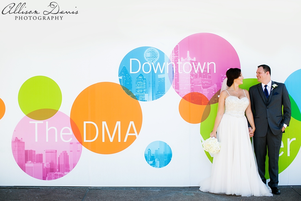 megan_brett_wedding_fumcdallas_roomonmain_001