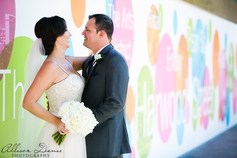 megan_brett_wedding_fumcdallas_roomonmain_011