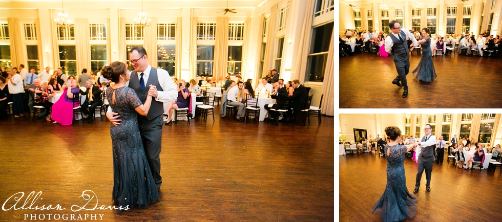 megan_brett_wedding_fumcdallas_roomonmain_030