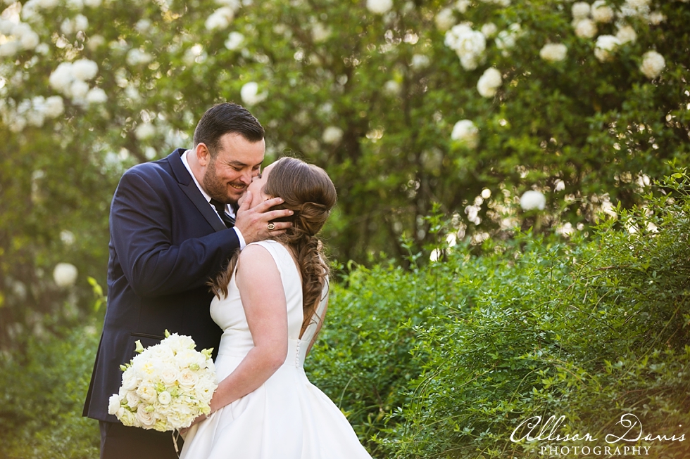 Dani_Chris_Texas_Wedding_Dallas_Arboretum_Allison_Davis_Photography_0019