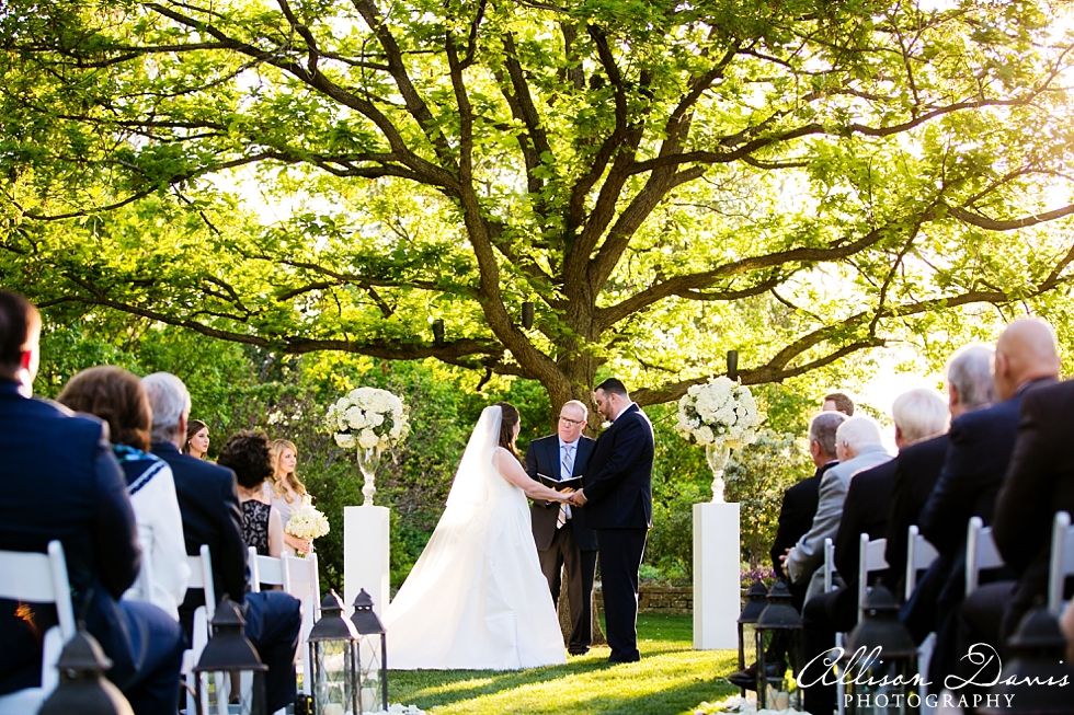 Dani_Chris_Texas_Wedding_Dallas_Arboretum_Allison_Davis_Photography_0036