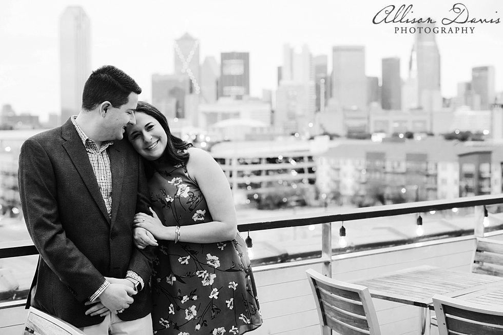 Dallas_Proposal_Photographer_Allison_Davis_Photography_NYLO_Rooftop_Southside_009