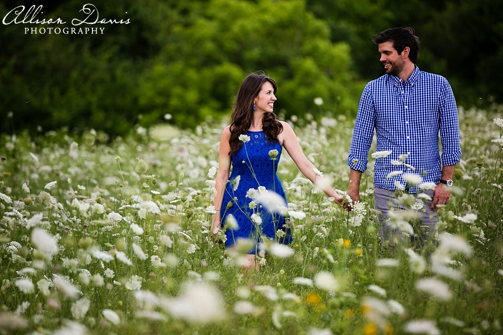 Katy&Jeff_Dallas_Engagement_Portraits_White_Rock_Lake_AllisonDavisPhotography_012