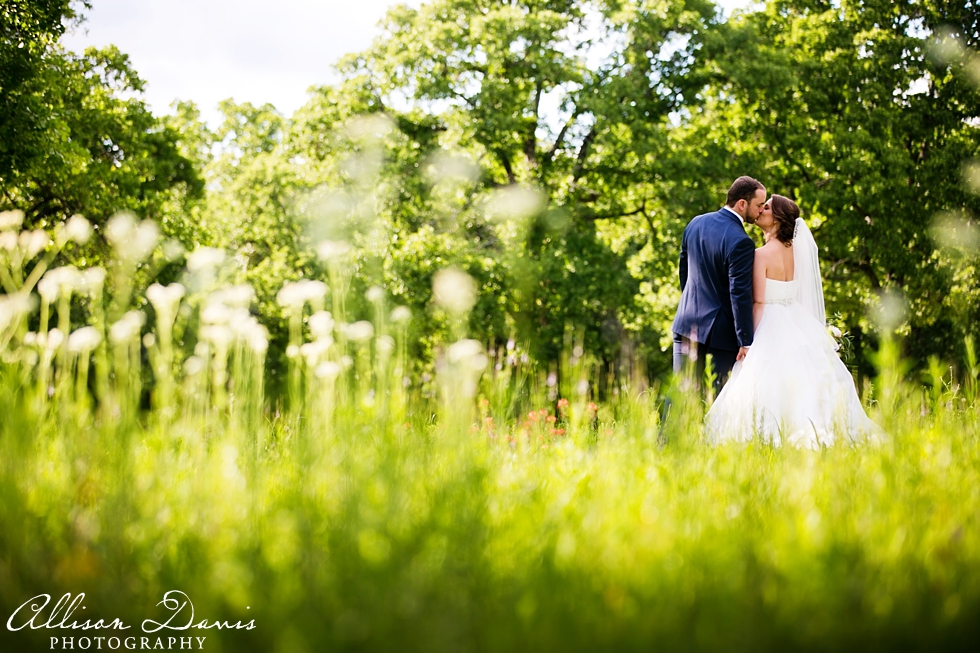Alyssa_Matt_Wedding_The_Grove_Aubrey_Texas_AllisonDavisPhotography_001