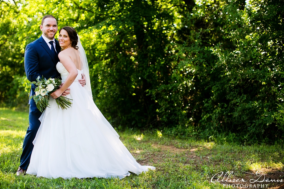 Alyssa_Matt_Wedding_The_Grove_Aubrey_Texas_AllisonDavisPhotography_026