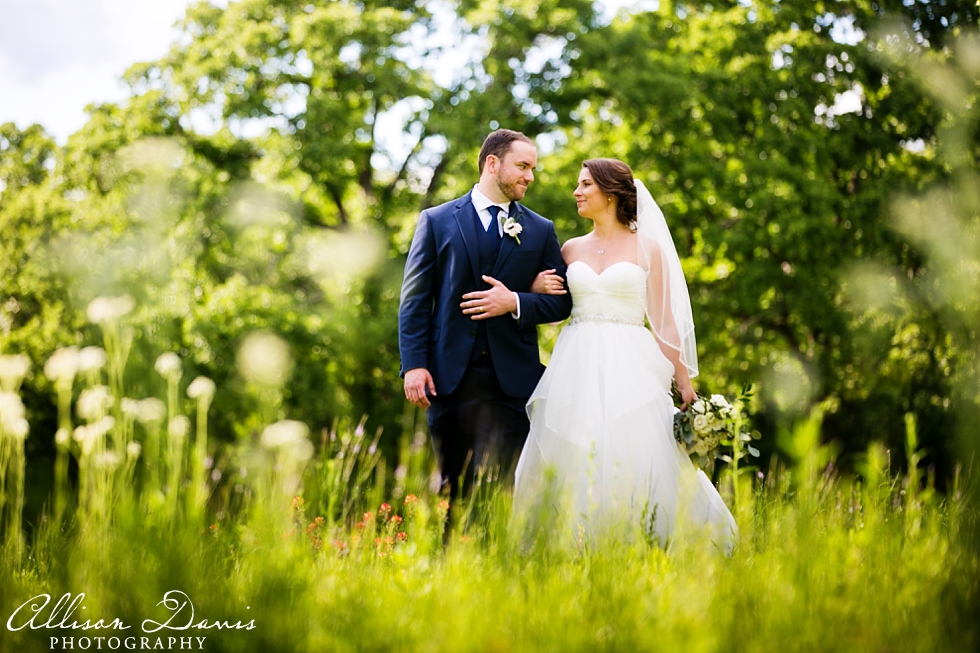 Alyssa_Matt_Wedding_The_Grove_Aubrey_Texas_AllisonDavisPhotography_039