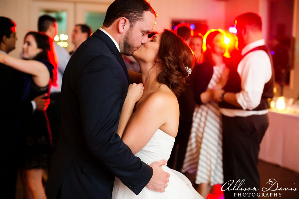 Alyssa_Matt_Wedding_The_Grove_Aubrey_Texas_AllisonDavisPhotography_053