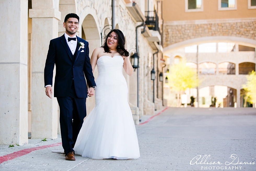 Sonia_Xavier_Wedding_Bella_Donna_Chapel_Harvest_McKinney_Texas_AllisonDavisPhotography_010