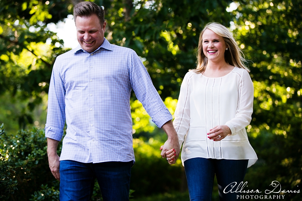 Holly_Brandon_Dallas_Engagement_Portraits_Arlington_Hall_Lee_Park_Arts_District_Allison_Davis_Photography_0001