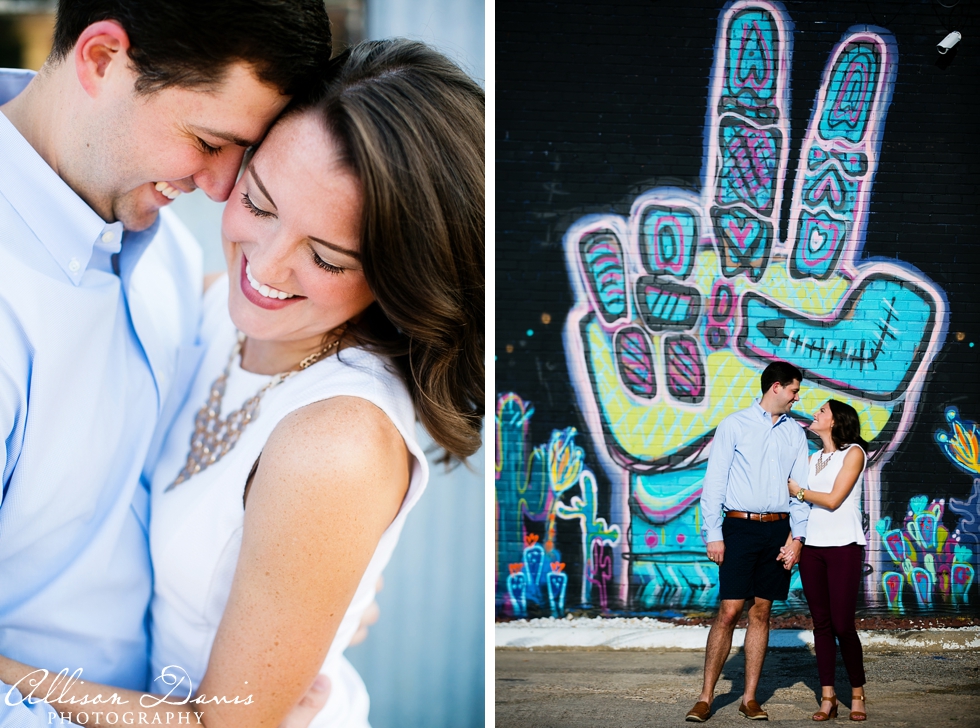 Engagement_Portraits_DeepEllumMurals_TurtleCreek_AllisonDavisPhotography_006