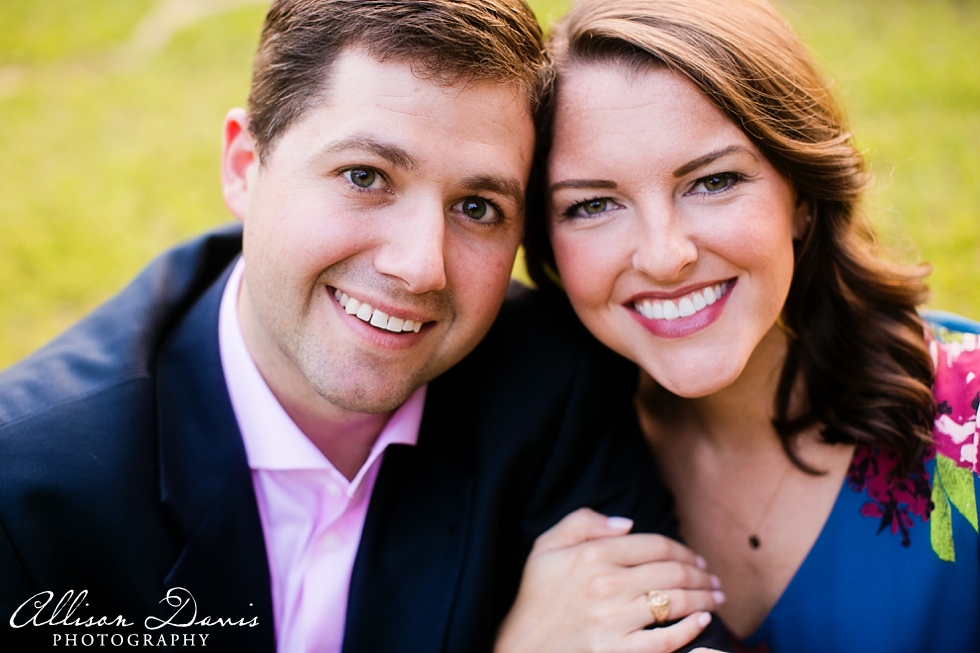 Engagement_Portraits_DeepEllumMurals_TurtleCreek_AllisonDavisPhotography_016