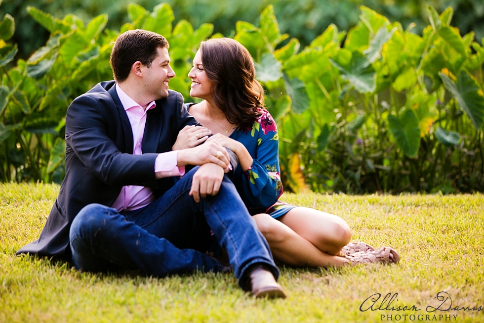 Engagement_Portraits_DeepEllumMurals_TurtleCreek_AllisonDavisPhotography_017