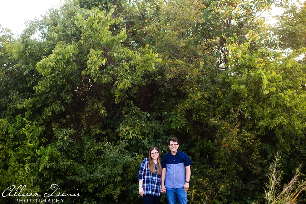 Becca_Matt_Engagement_Portraits_WhiteRockLake_AllisonDavisPhotography_013