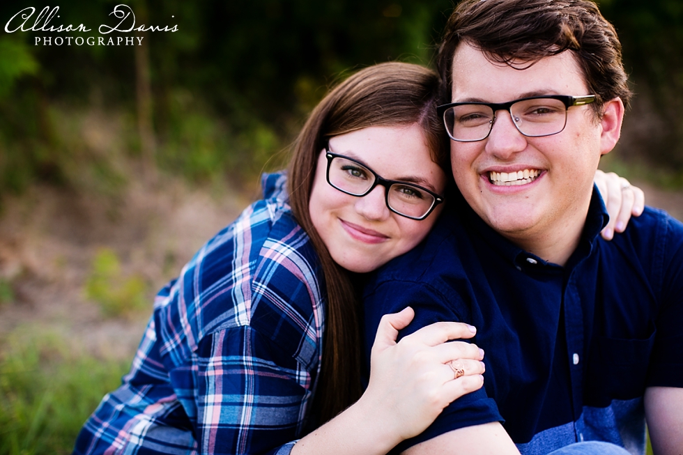 Becca_Matt_Engagement_Portraits_WhiteRockLake_AllisonDavisPhotography_016