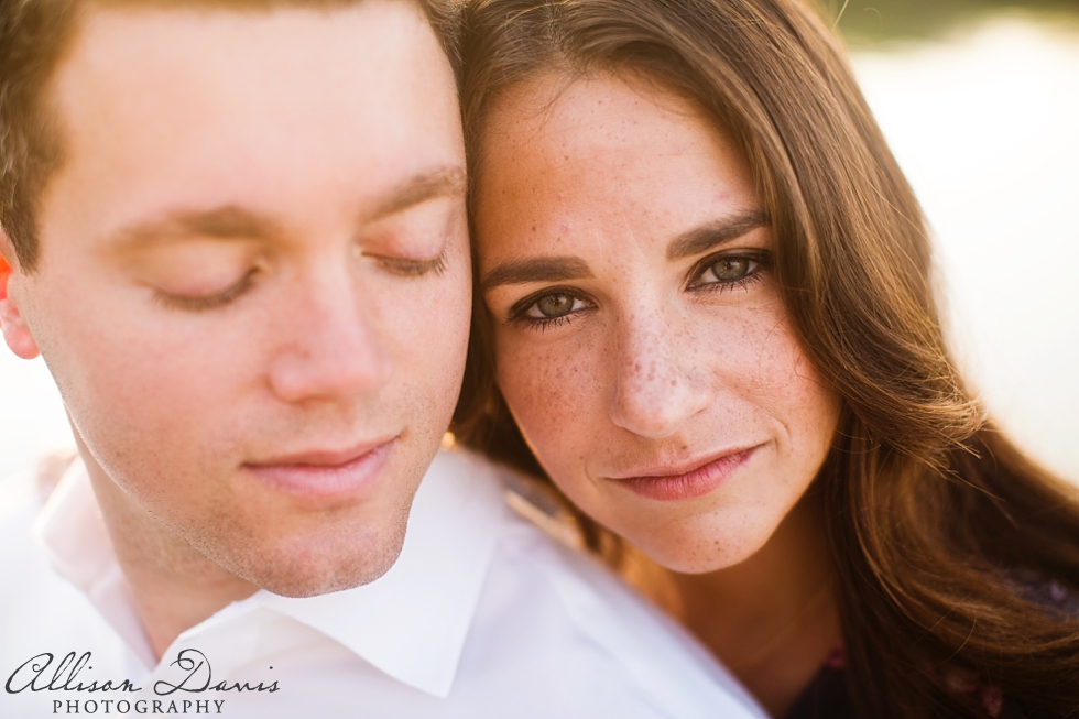 Dallas_Wedding_Photographer_Allison_Davis_Photography_Engagements_Deep_Ellum_White_Rock_Lake_Will_Deanna_008