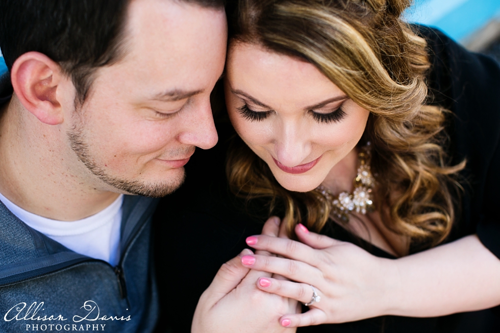 Megan_RJ_Dallas_Engagement_Portraits_Lower_Greenville_Highland_Park_AllisonDavisPhotography_014