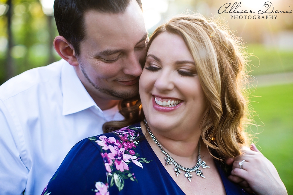 Megan_RJ_Dallas_Engagement_Portraits_Lower_Greenville_Highland_Park_AllisonDavisPhotography_017