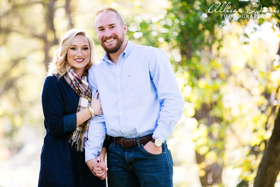 Victoria&Blake_Dallas_Engagement_Portraits_AllisonDavisPhotography_004