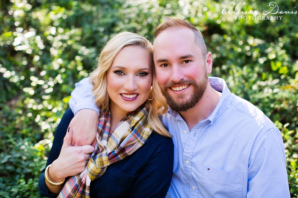 Victoria&Blake_Dallas_Engagement_Portraits_AllisonDavisPhotography_011