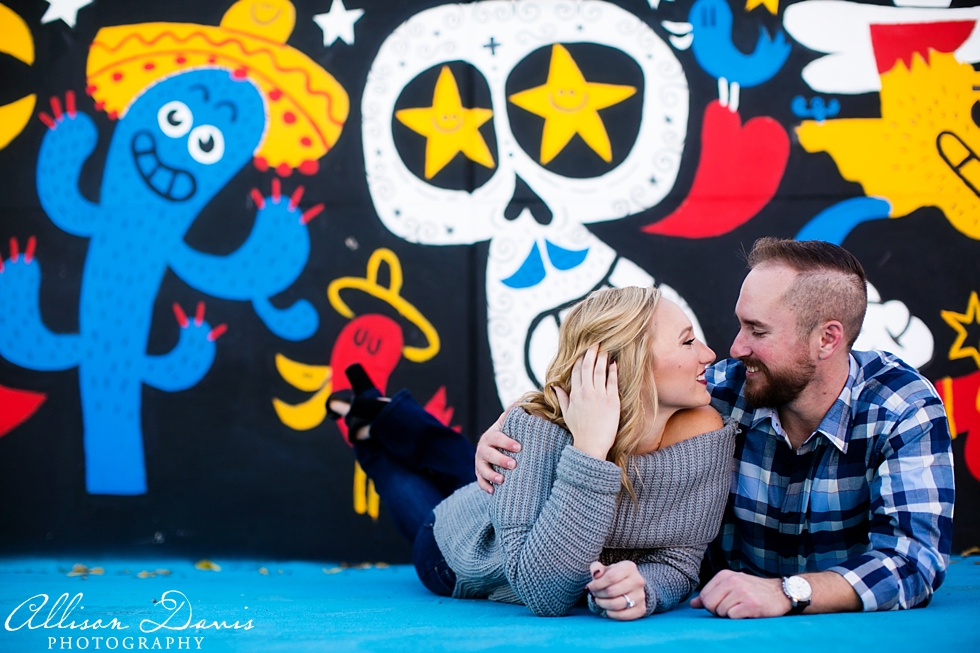 Victoria&Blake_Dallas_Engagement_Portraits_AllisonDavisPhotography_020