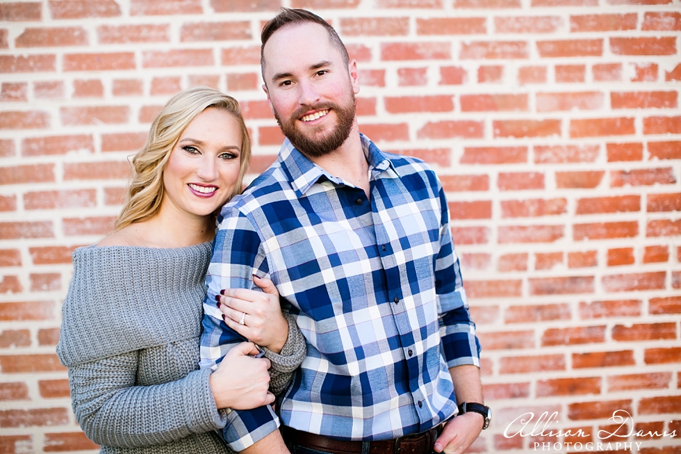 Victoria&Blake_Dallas_Engagement_Portraits_AllisonDavisPhotography_022