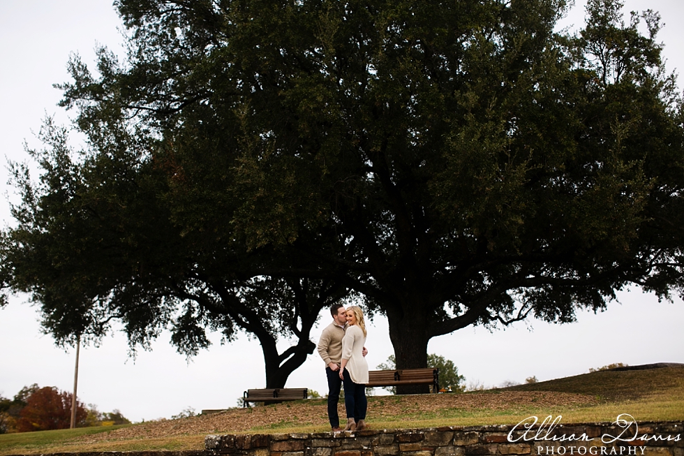 Taylor_Dylan_Dallas_Engagement_Portraits_Lower_Greenville_White_Rock_Lake_AllisonDavisPhotography_019
