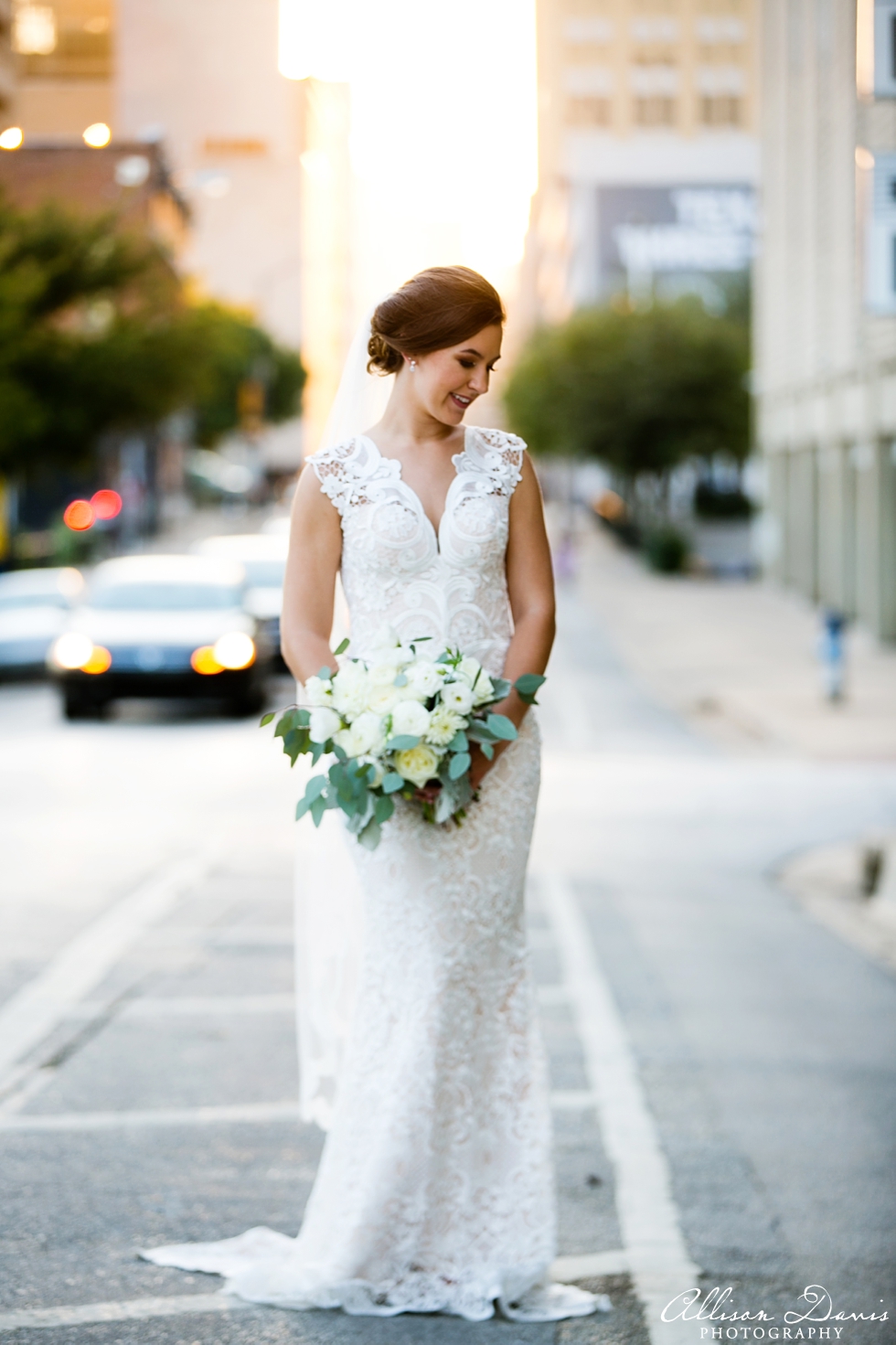 McKenzie_Dallas_Bridal_Portraits_AllisonDavisPhotography_016