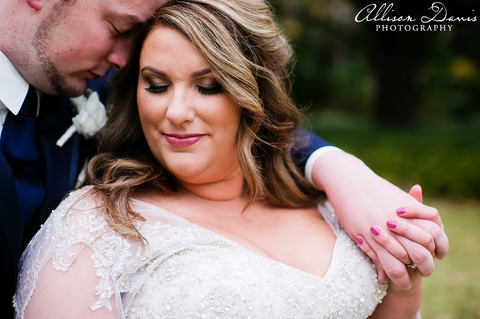 Megan_RJ_Fort_Worth_Wedding_Historic_512_Botanic_Gardens_Allison_Davis_Photography_013