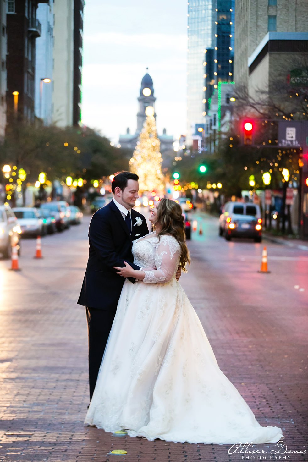 Megan_RJ_Fort_Worth_Wedding_Historic_512_Botanic_Gardens_Allison_Davis_Photography_025