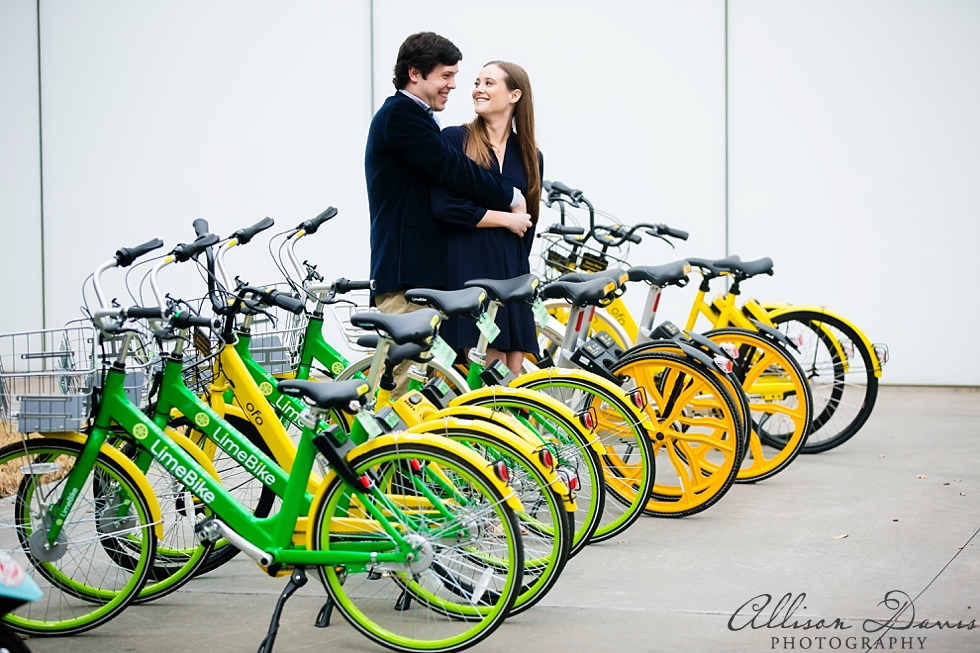 Samantha&Matt_Dallas_Engagement_Portraits_wedding_photographer_Allison_Davis_Photography_017