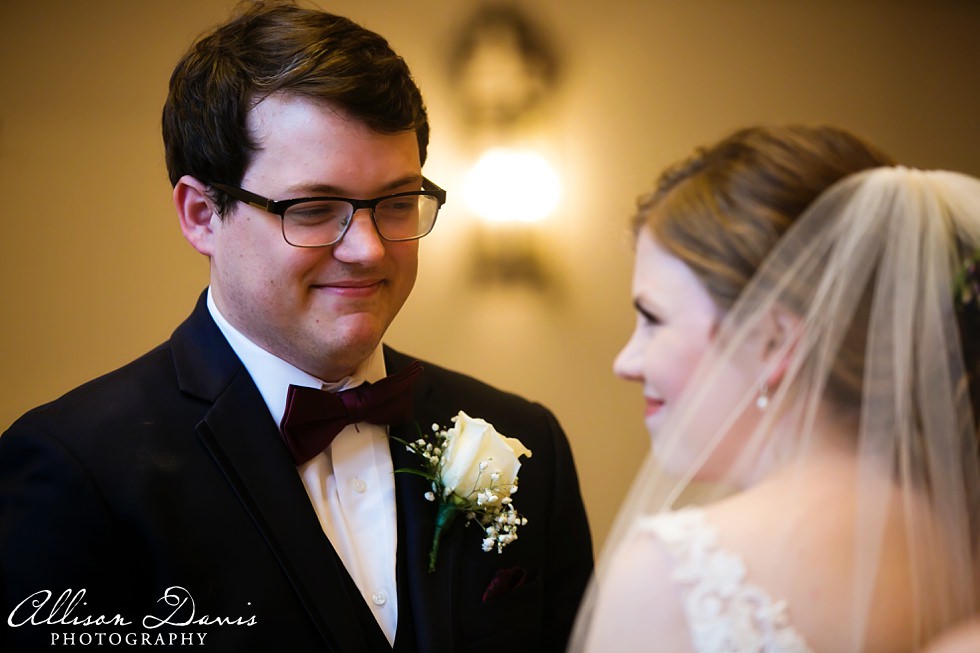 Rebecca_Matthew_Plano_Wedding_pictures_The_Windsor_at_Hebron_Park_Allison_Davis_Photography_0019