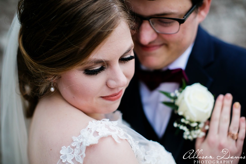 Rebecca_Matthew_Plano_Wedding_pictures_The_Windsor_at_Hebron_Park_Allison_Davis_Photography_0029