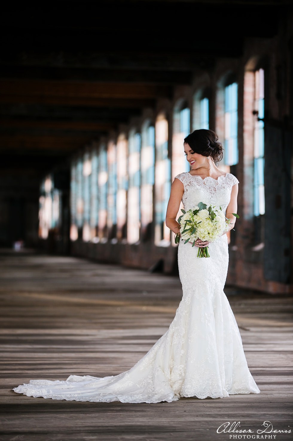 Dallas_Bridal_Portraits_AllisonDavisPhotography_Lindsay_McKinney_Cotton_Mill_012